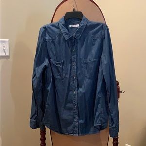 Snap button Jean shirt